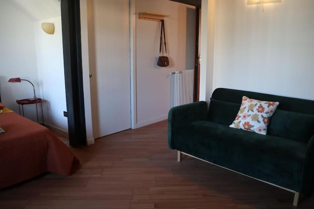 Al Capitello Apt, 5 Minutes From Treviso Airport Apartment ภายนอก รูปภาพ